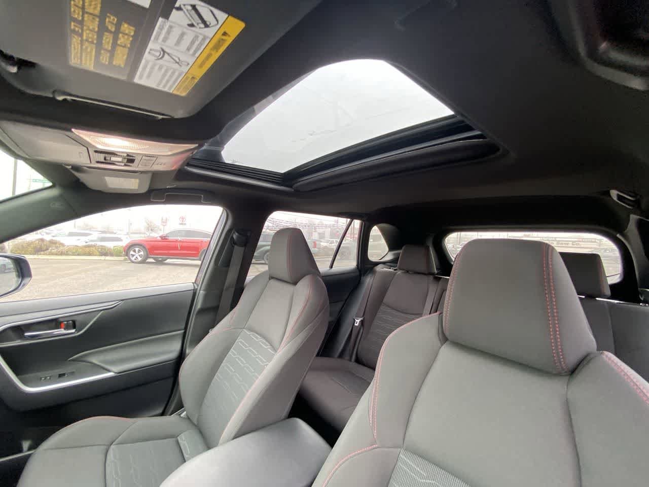 Thumbnail: 2024 Toyota RAV4 - 21