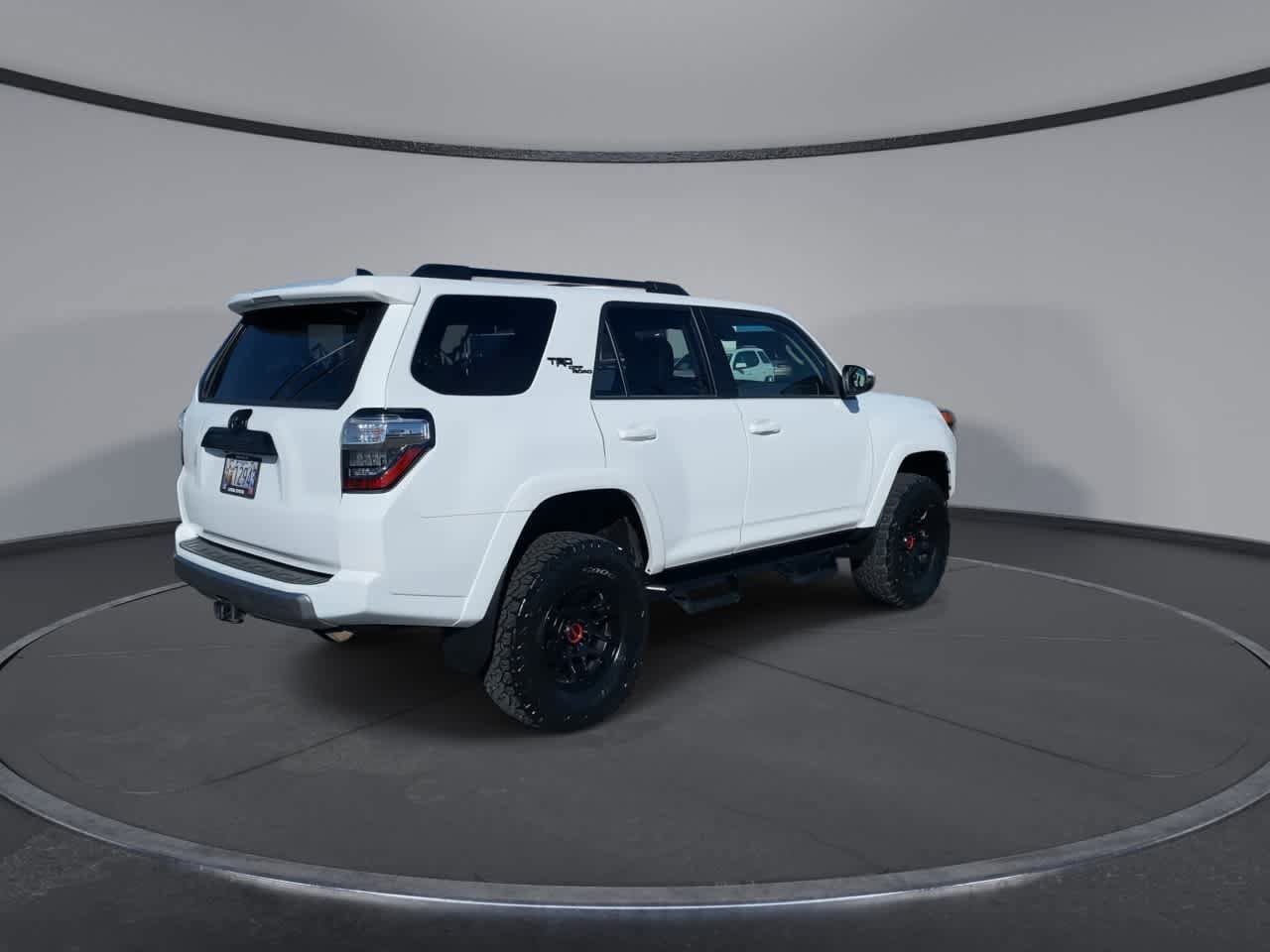 Thumbnail: 2022 Toyota 4Runner - 8