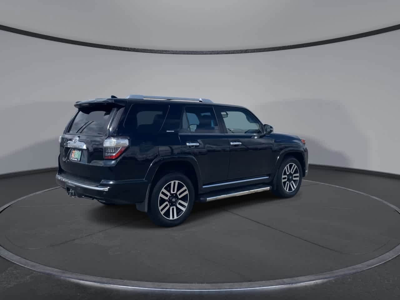 Thumbnail: 2018 Toyota 4Runner - 8