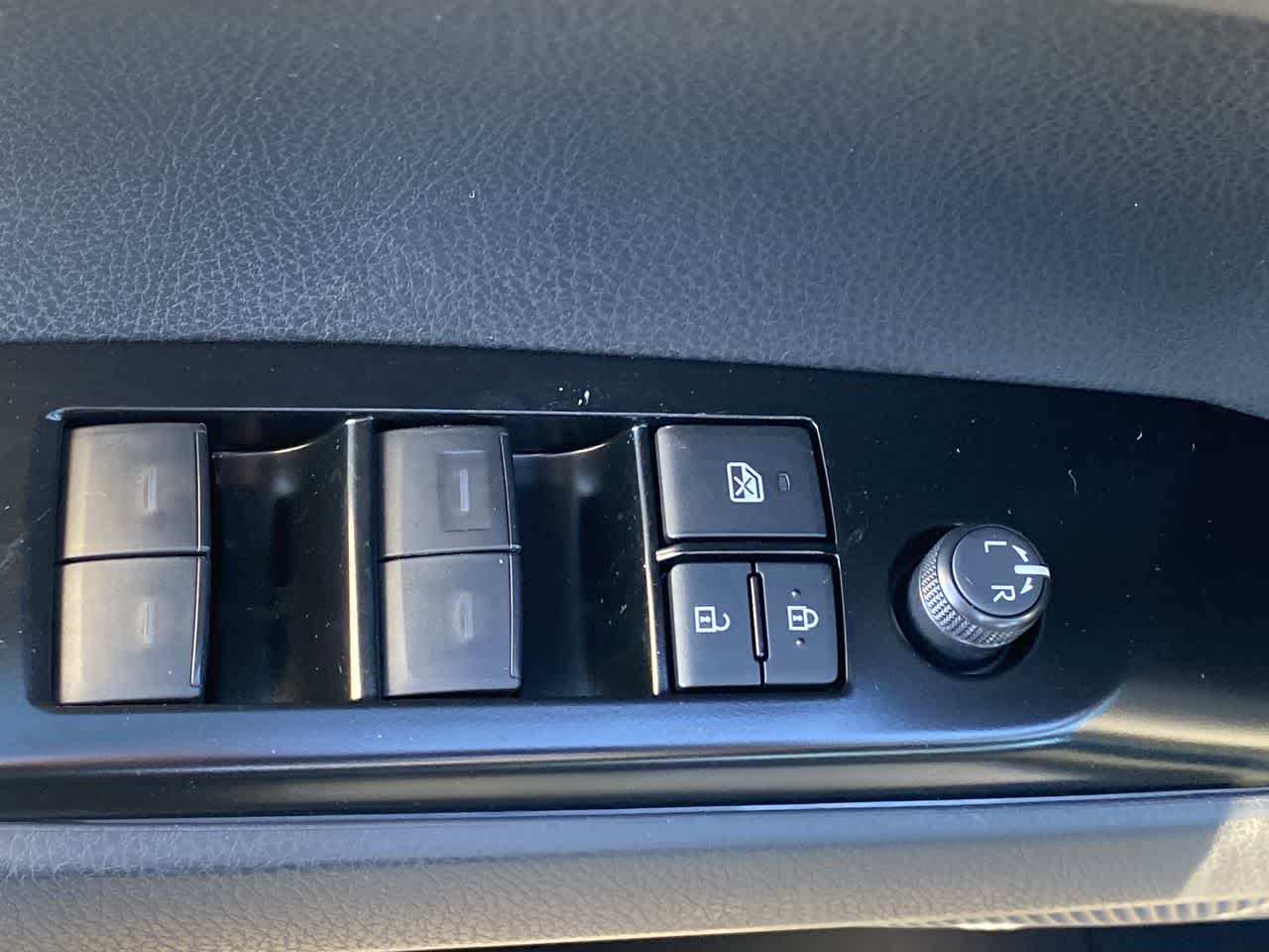 Thumbnail: 2026 Toyota Camry - 13