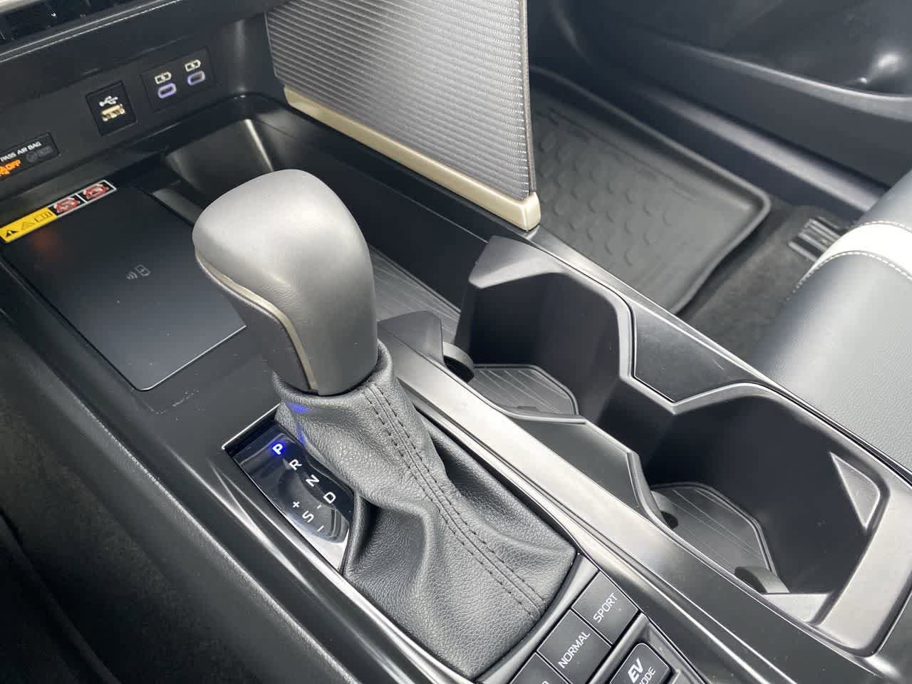 Thumbnail: 2025 Toyota Camry - 19