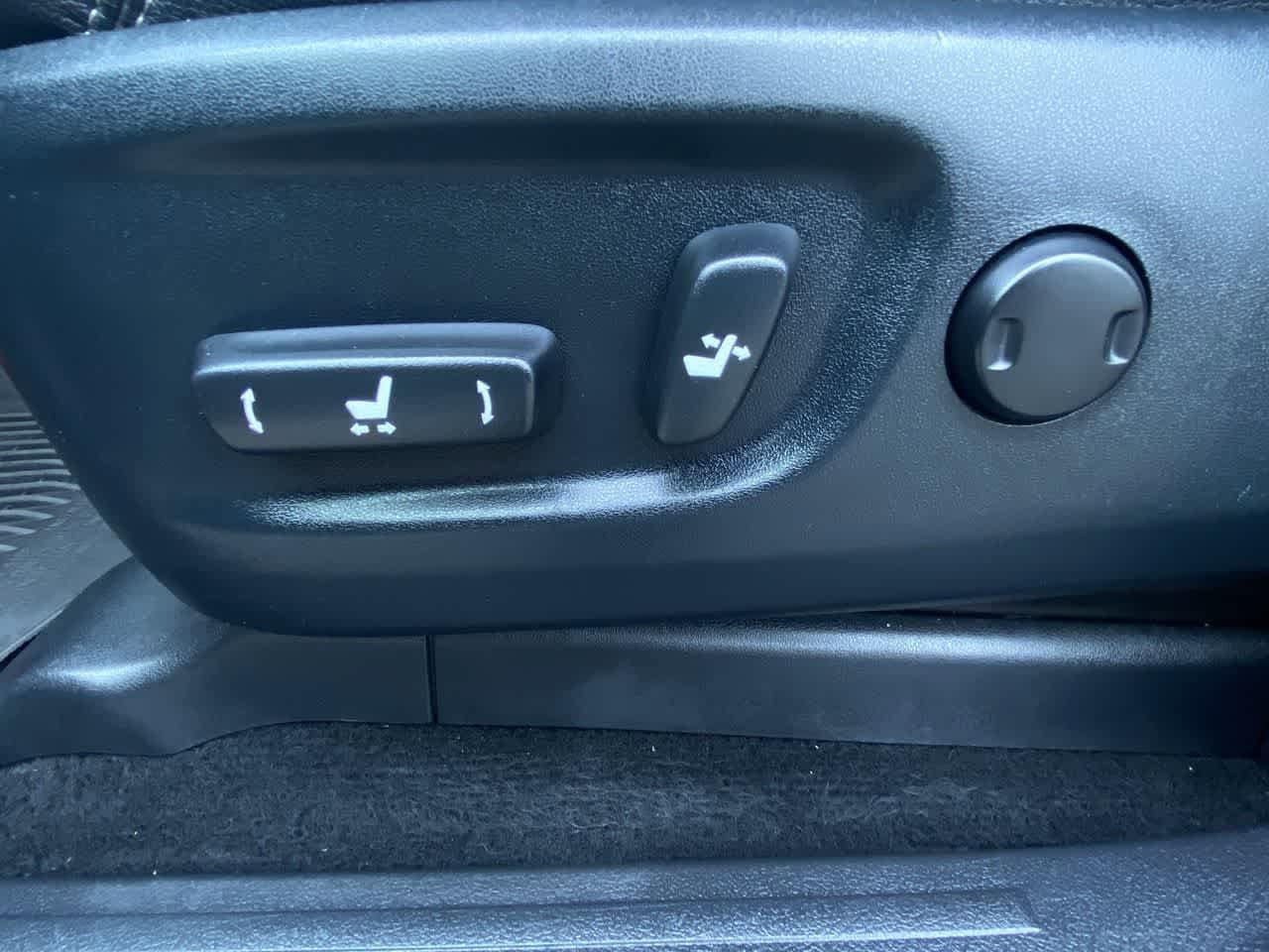 Thumbnail: 2023 Toyota 4Runner - 12