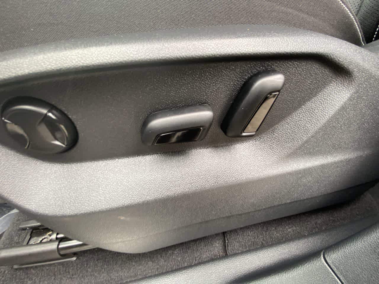 Thumbnail: 2025 Volkswagen Atlas - 12