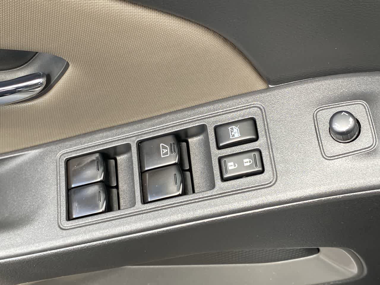 Thumbnail: 2022 Nissan Frontier - 13