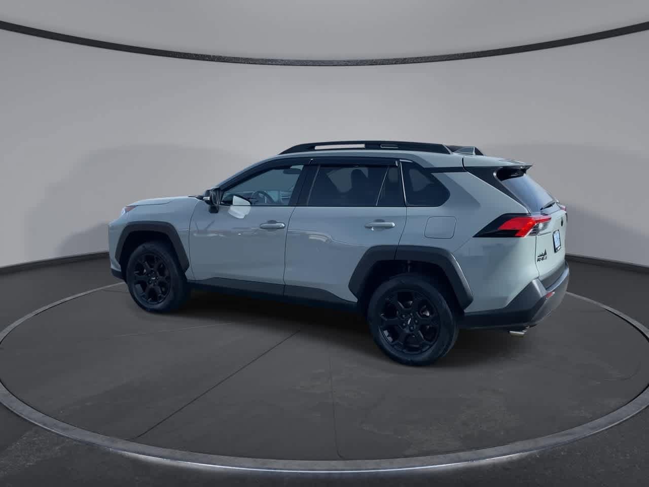 Thumbnail: 2021 Toyota RAV4 - 6