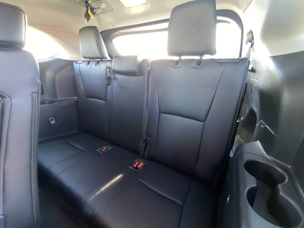 Thumbnail: 2023 Toyota Highlander - 23