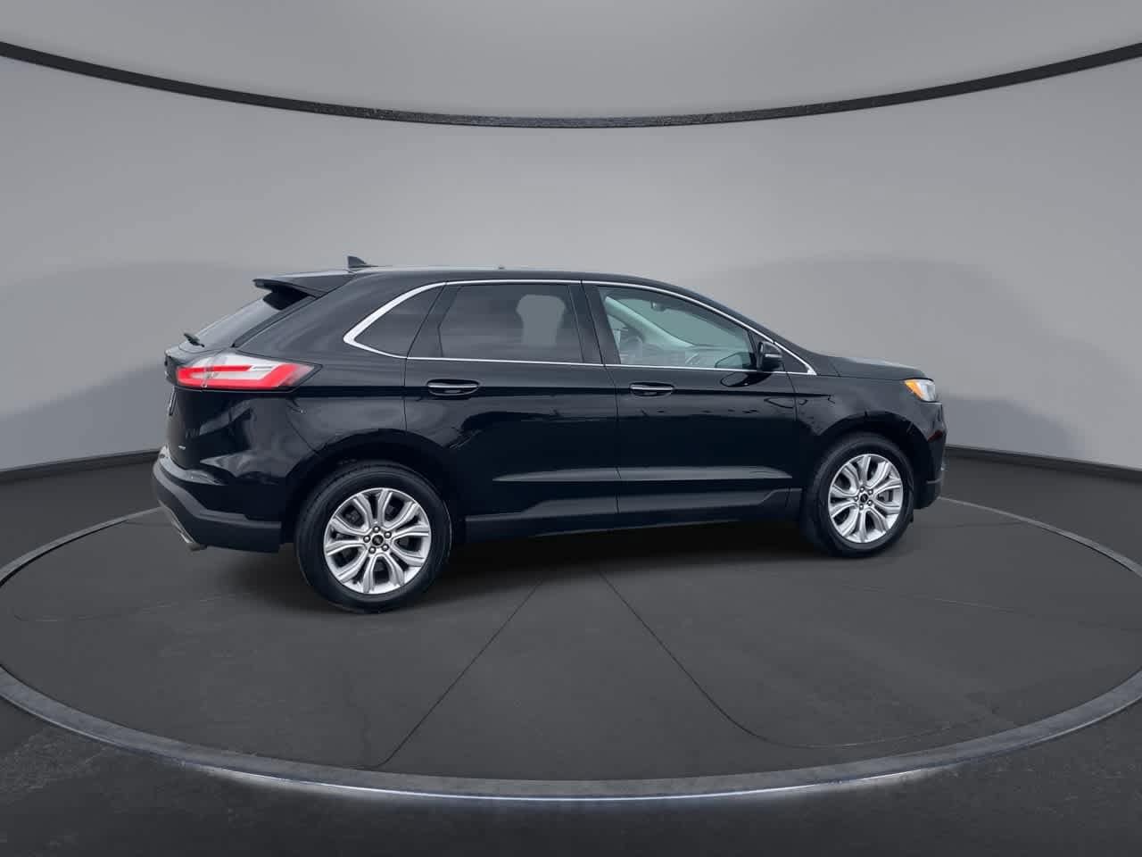 Thumbnail: 2023 Ford Edge - 9