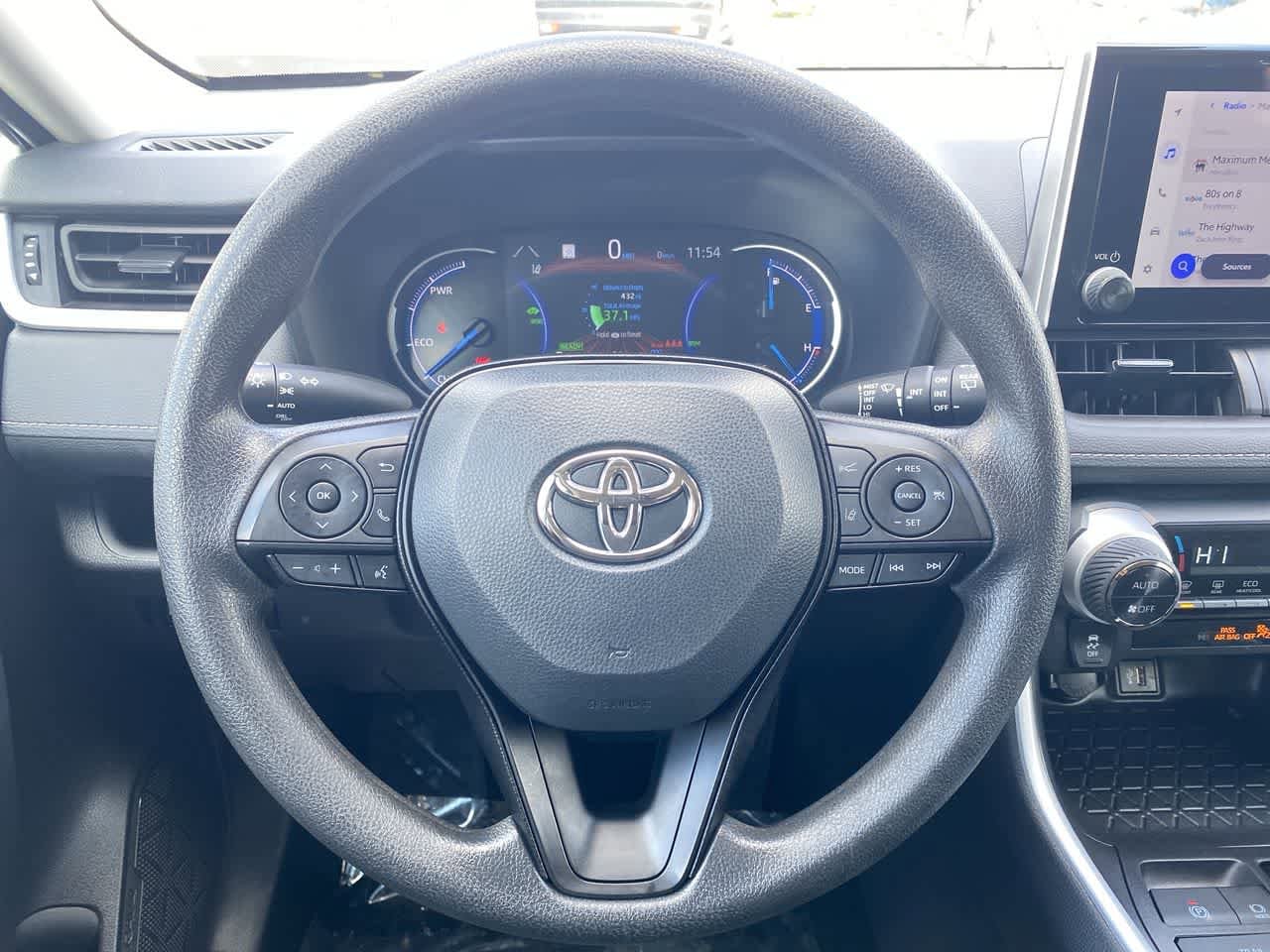 Thumbnail: 2025 Toyota RAV4 - 14