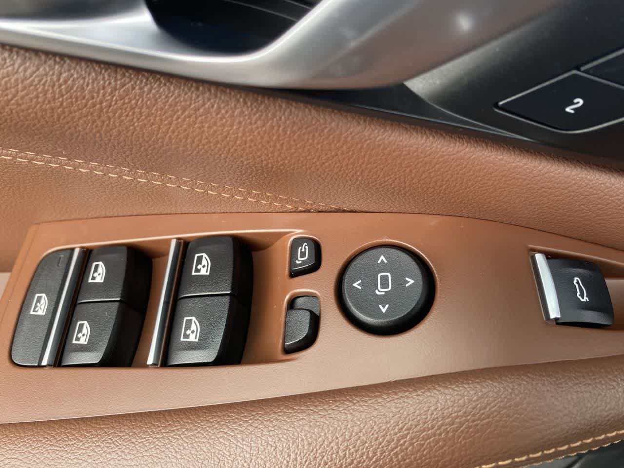 Thumbnail: 2022 BMW X5 - 13