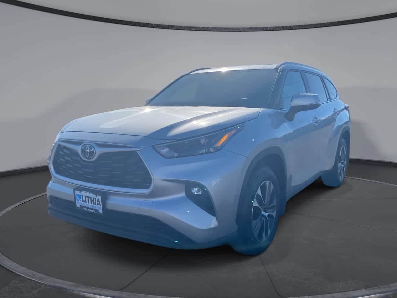 2023 Toyota Highlander XLE AWD's photo