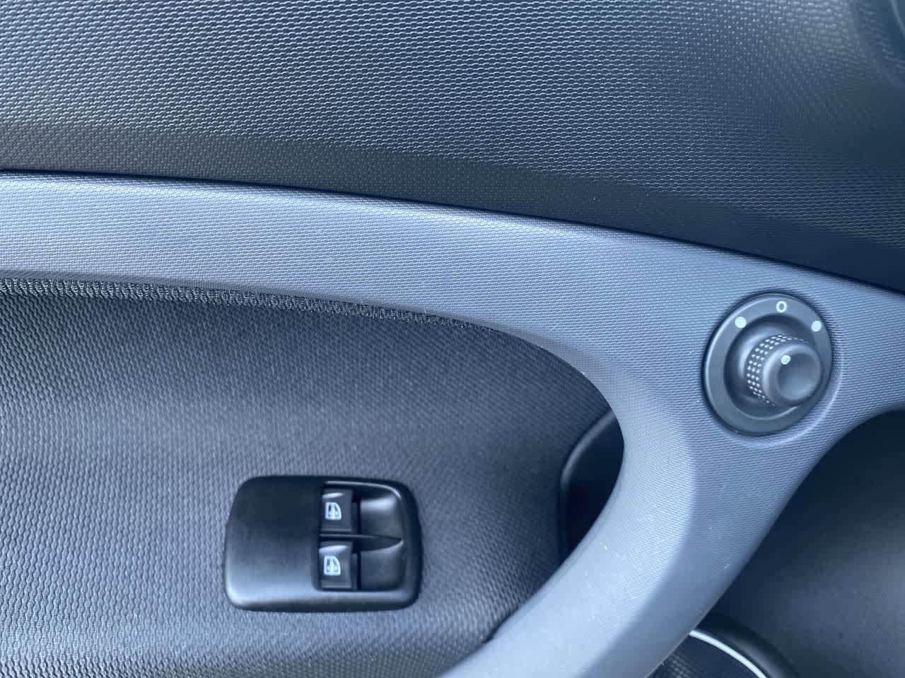 2018 smart fortwo  13