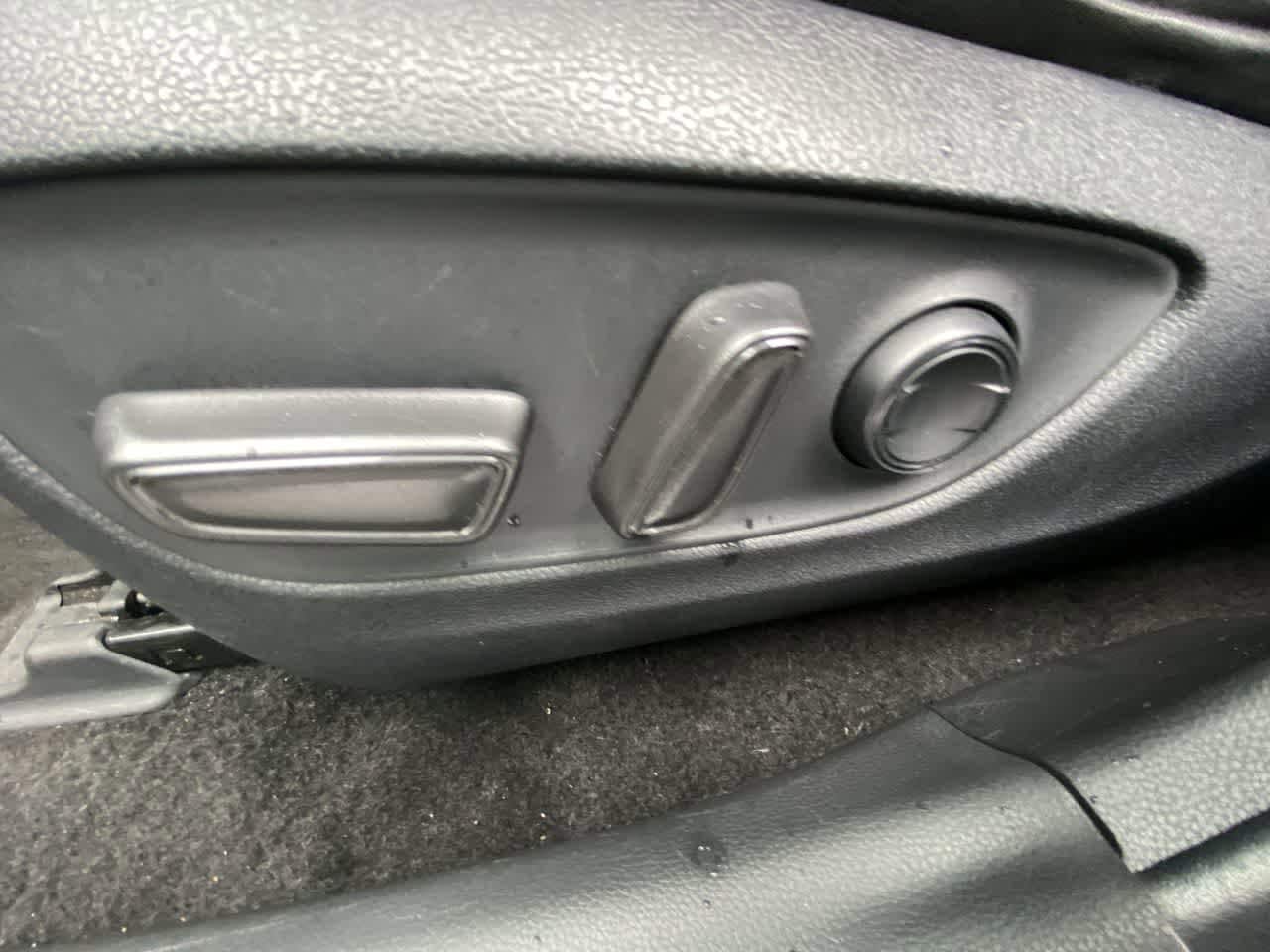 Thumbnail: 2023 Toyota RAV4 - 12