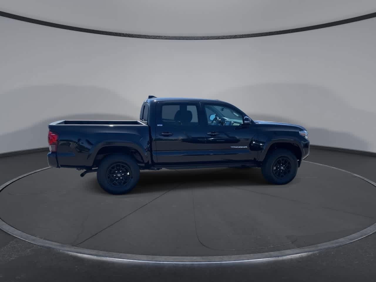 Thumbnail: 2022 Toyota Tacoma - 3