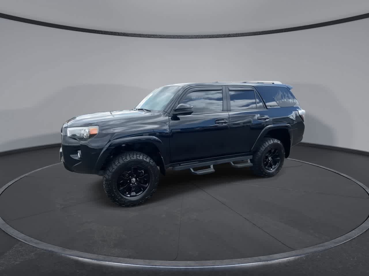 Thumbnail: 2018 Toyota 4Runner - 4