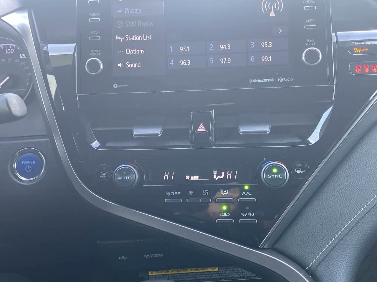 Thumbnail: 2021 Toyota Camry - 18