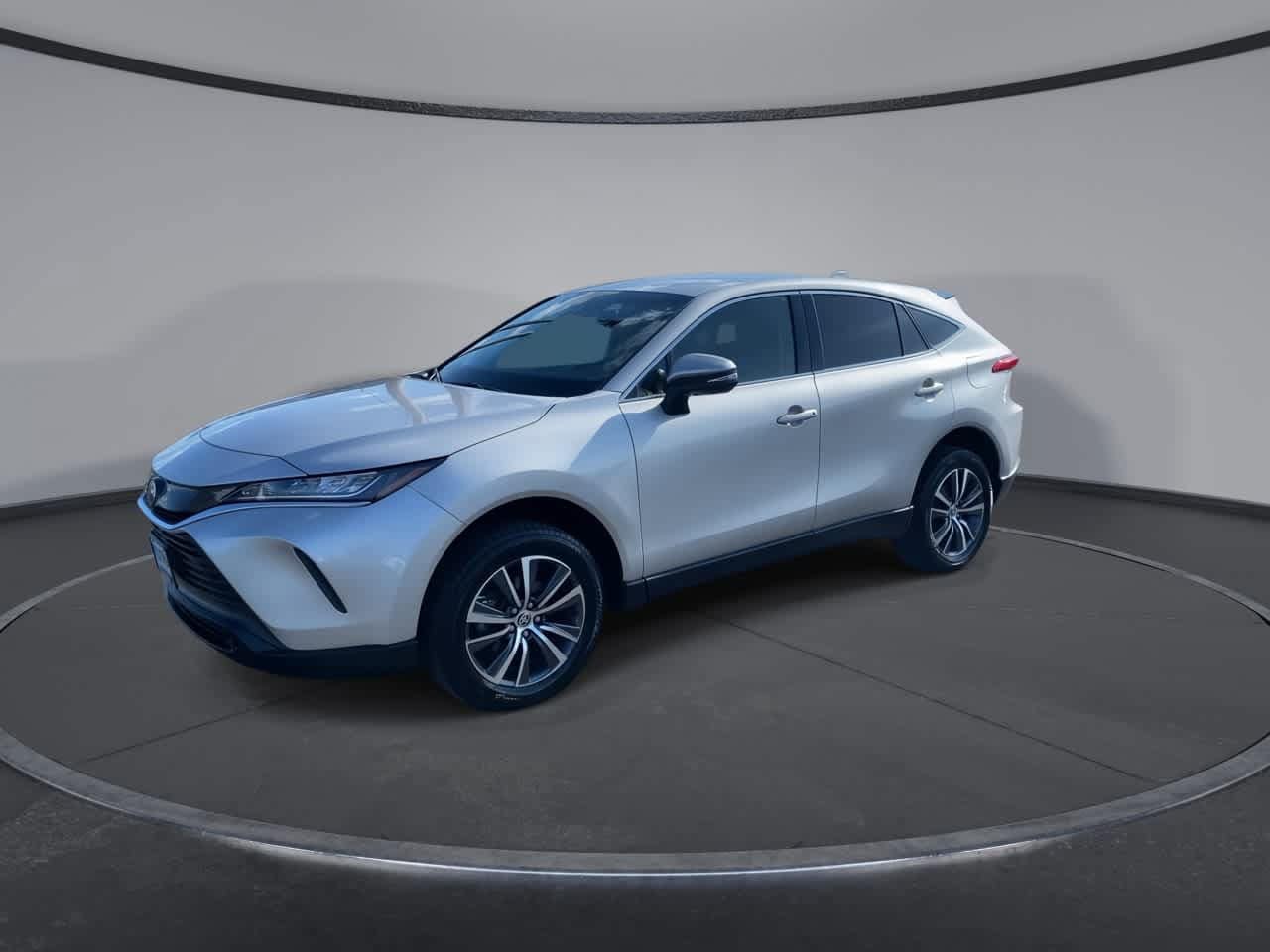 Thumbnail: 2022 Toyota Venza - 4