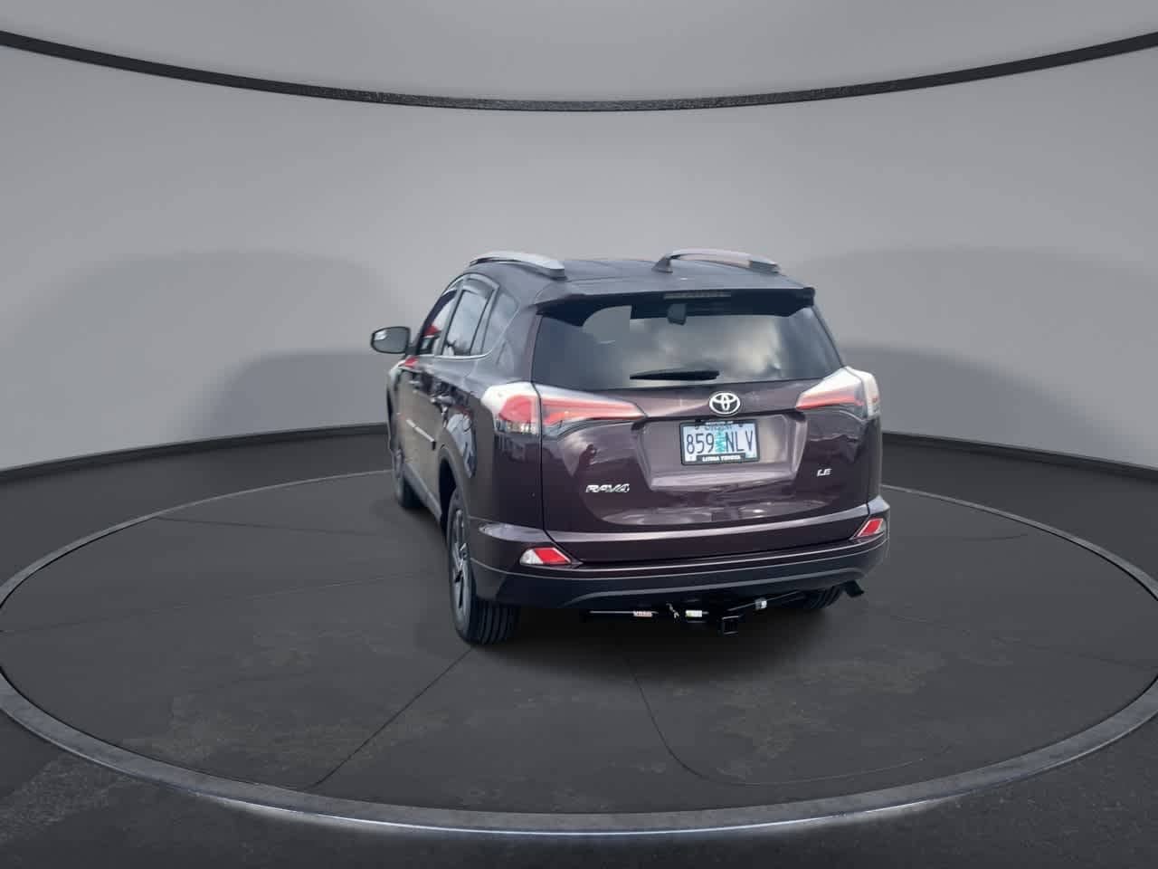 Thumbnail: 2017 Toyota RAV4 - 7