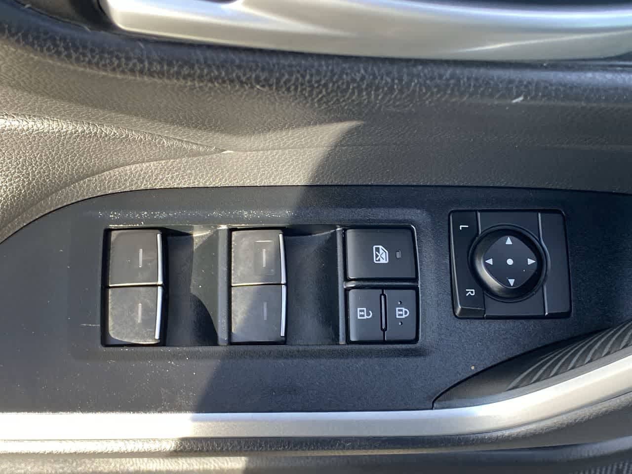 Thumbnail: 2025 Toyota RAV4 - 13