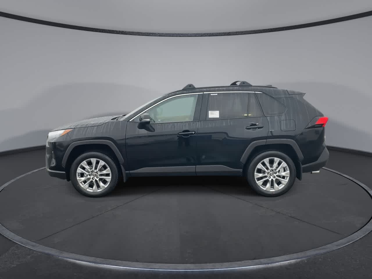 Thumbnail: 2025 Toyota RAV4 - 5