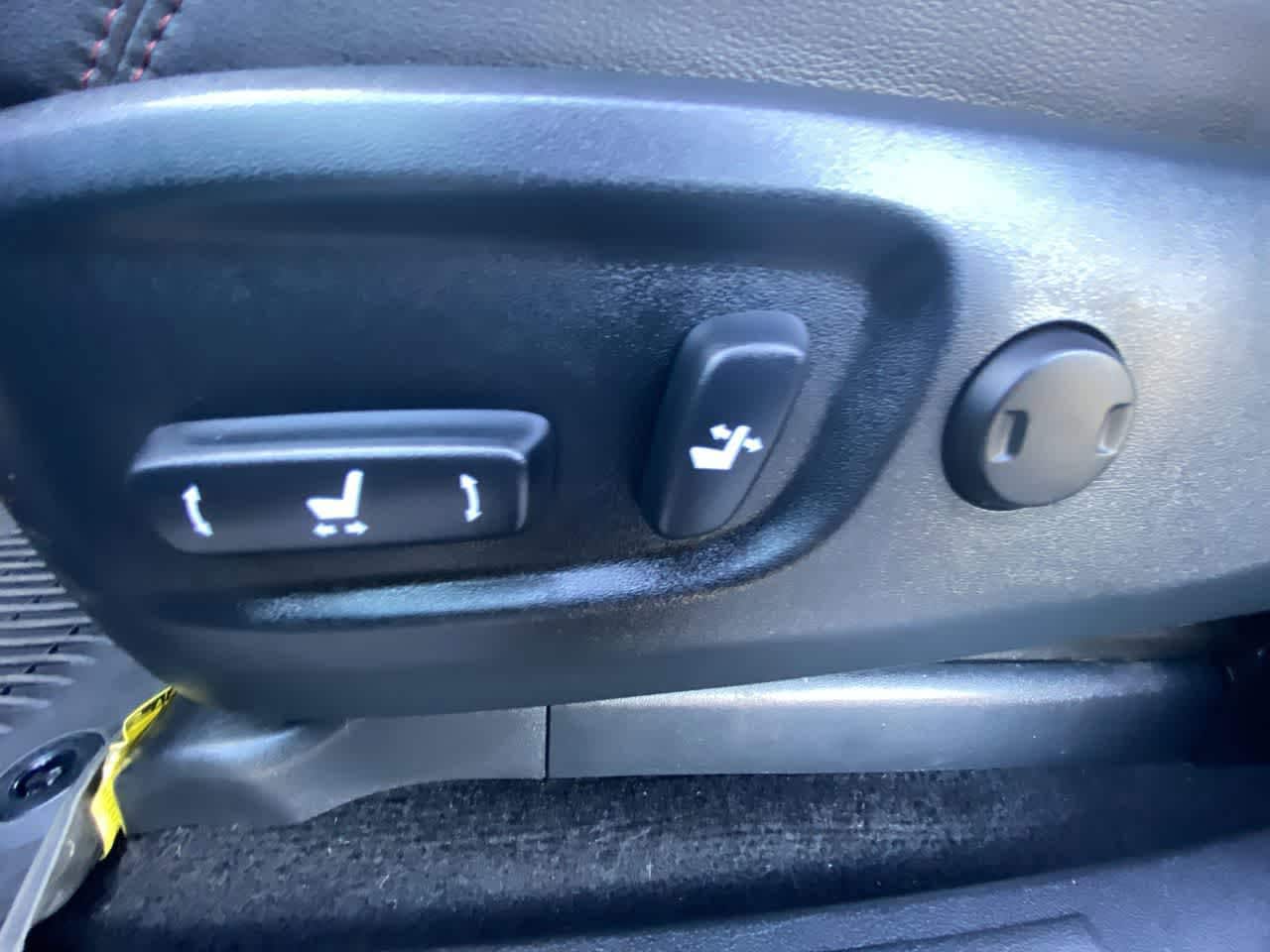 Thumbnail: 2023 Toyota 4Runner - 12