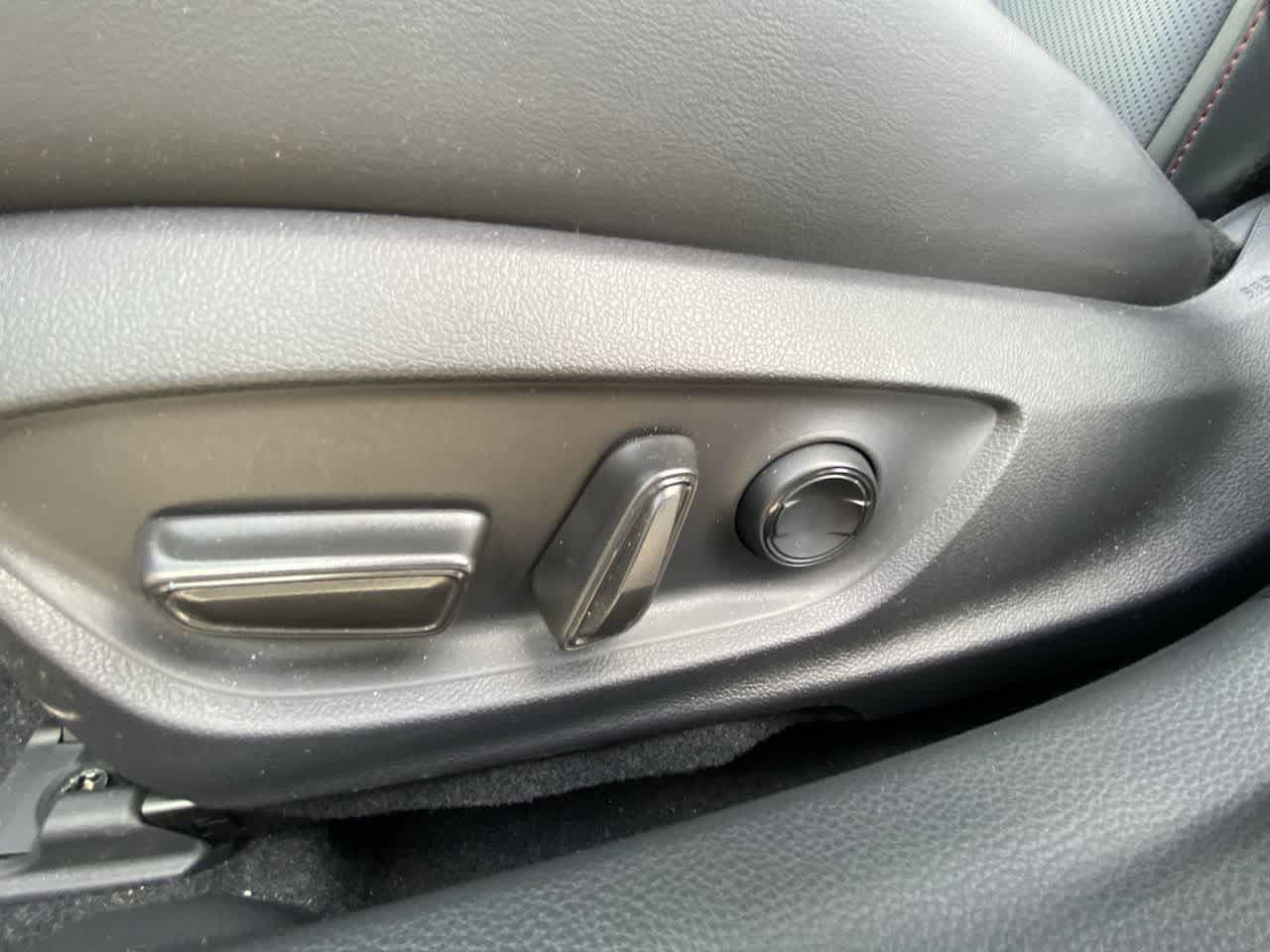 Thumbnail: 2024 Toyota Prius Prime - 12