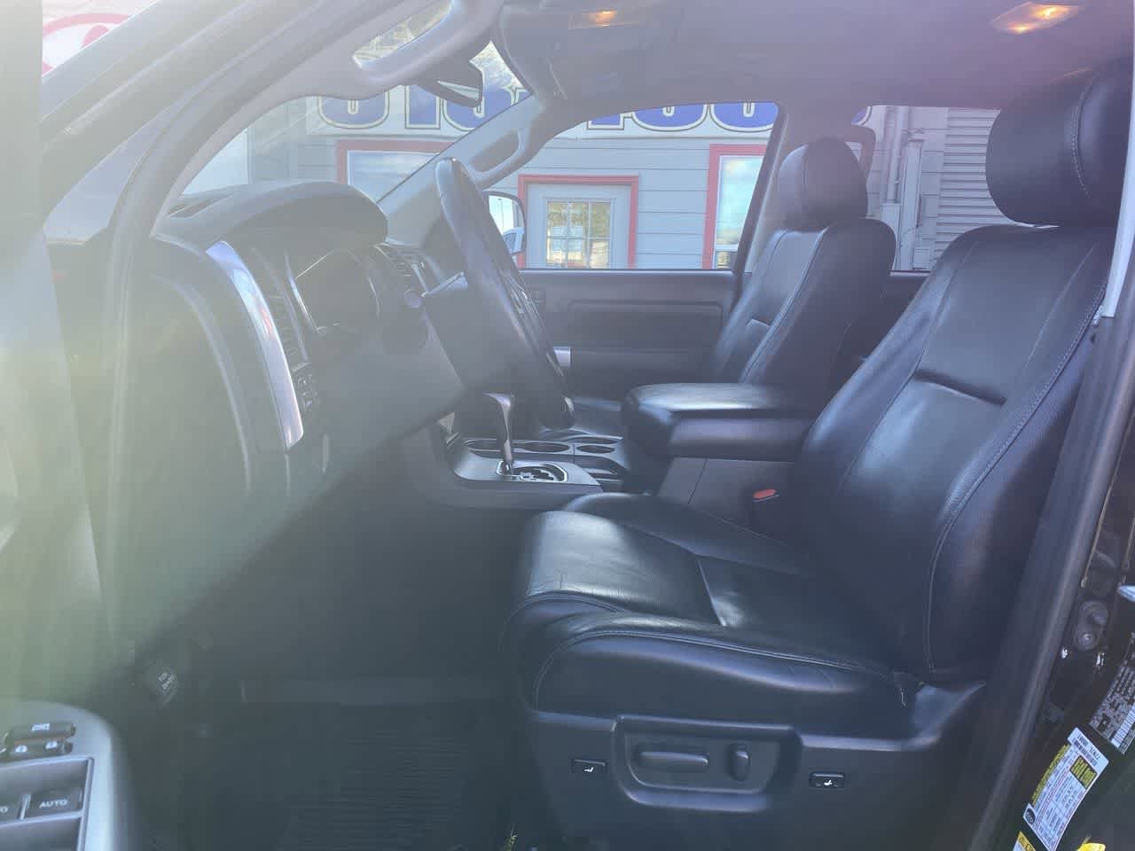 Thumbnail: 2019 Toyota Sequoia - 11