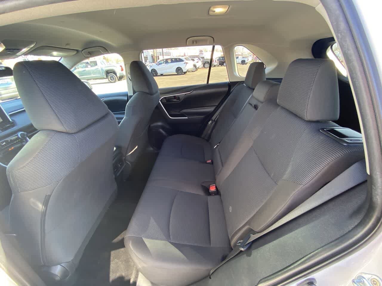 Thumbnail: 2024 Toyota RAV4 - 21