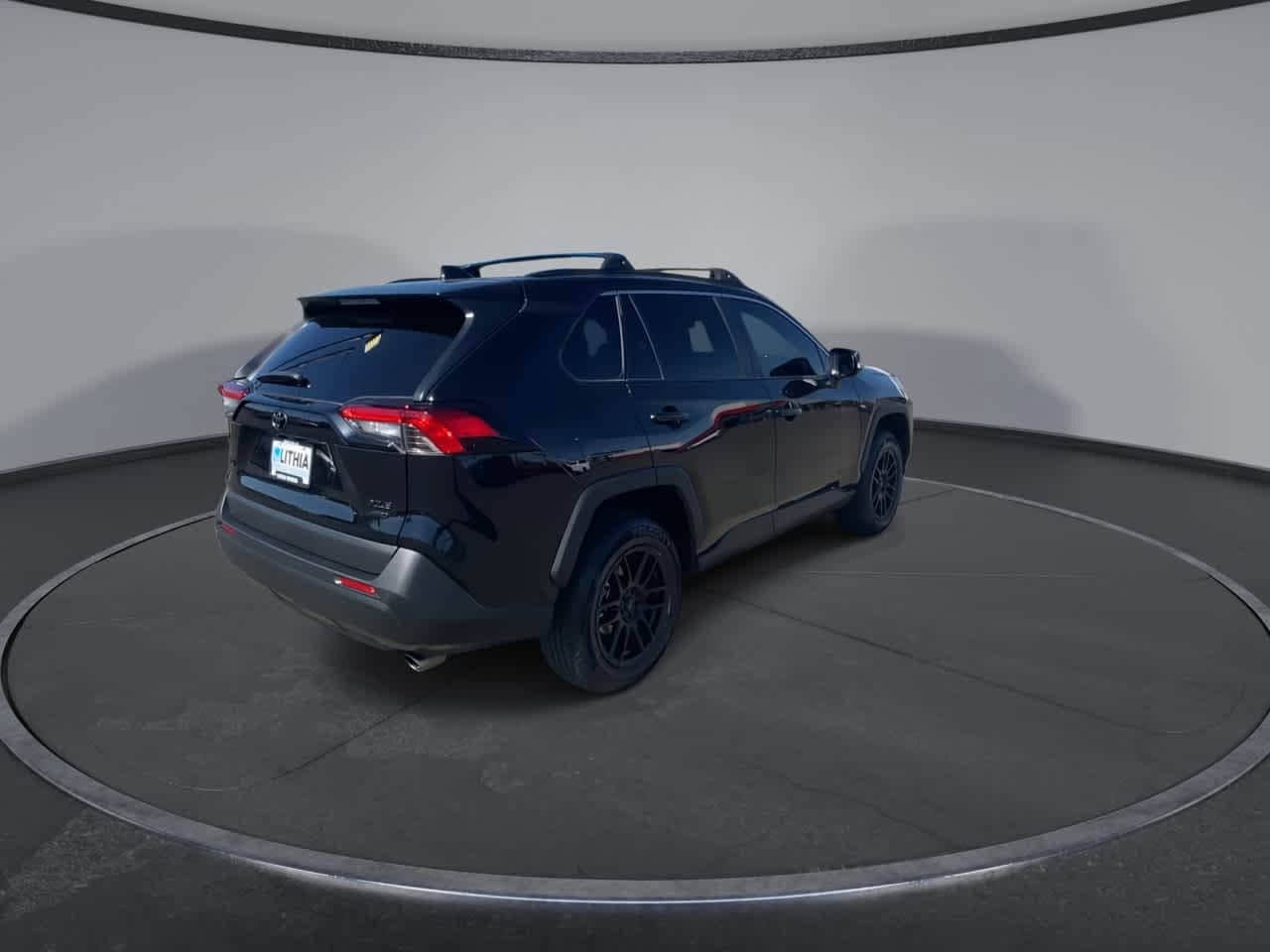 2023 Toyota RAV4 XLE - Photo 8