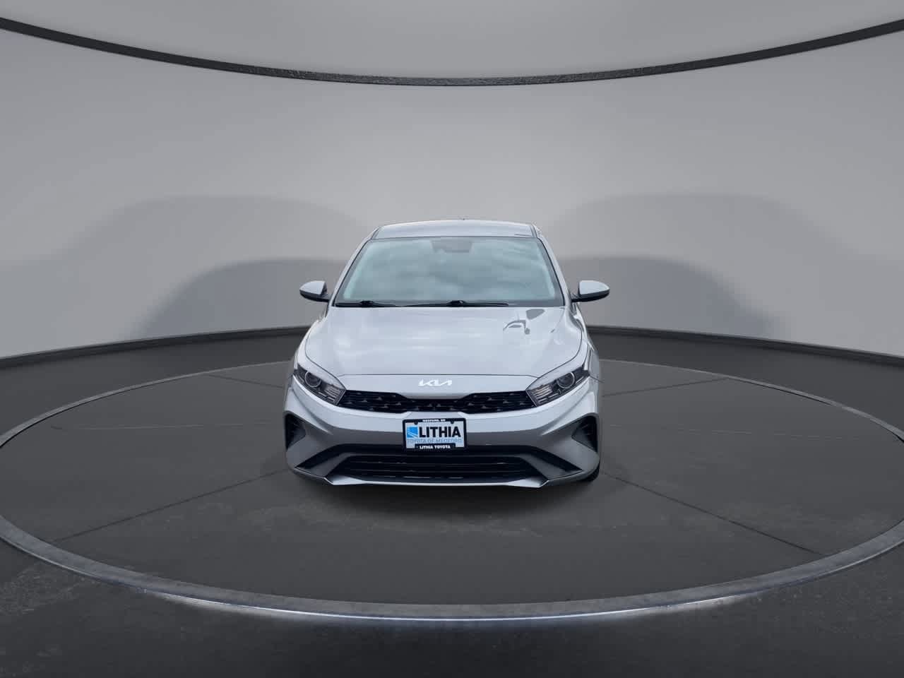 Thumbnail: 2024 Kia Forte - 3