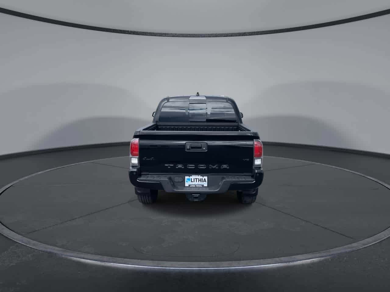 Thumbnail: 2023 Toyota Tacoma - 7