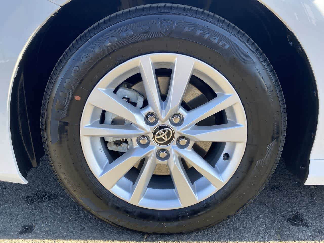 Thumbnail: 2025 Toyota Camry - 10