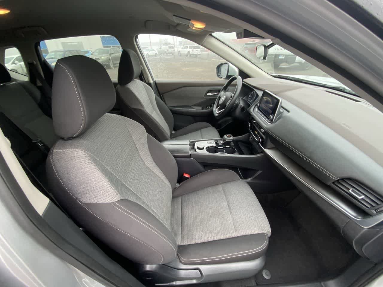 Thumbnail: 2023 Nissan Rogue - 23