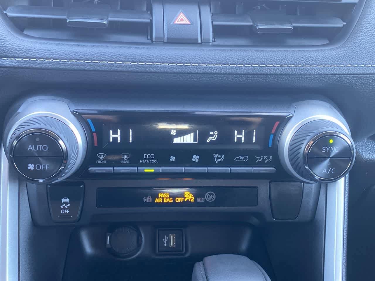 Thumbnail: 2025 Toyota RAV4 - 18