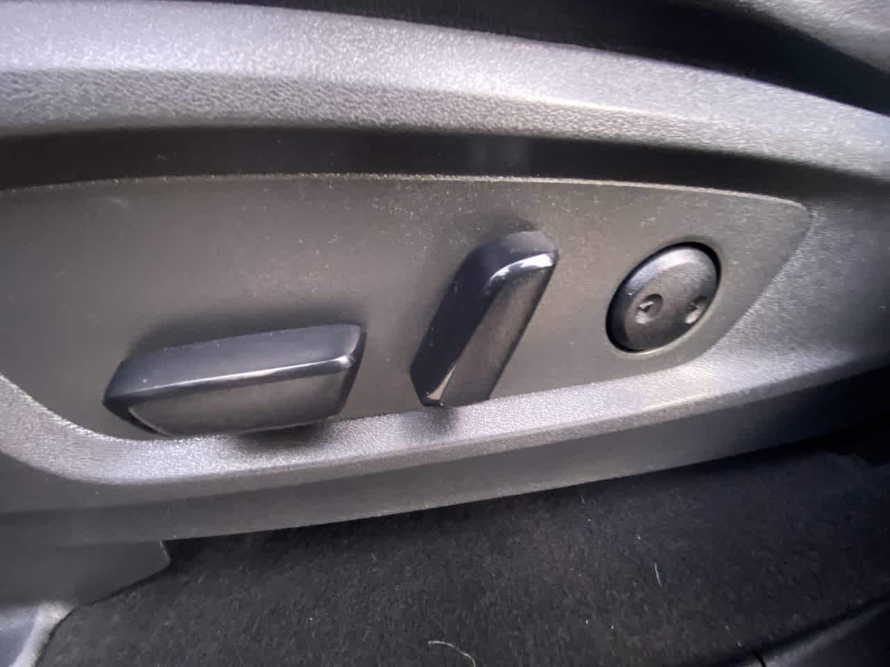 Thumbnail: 2023 Nissan Pathfinder - 12