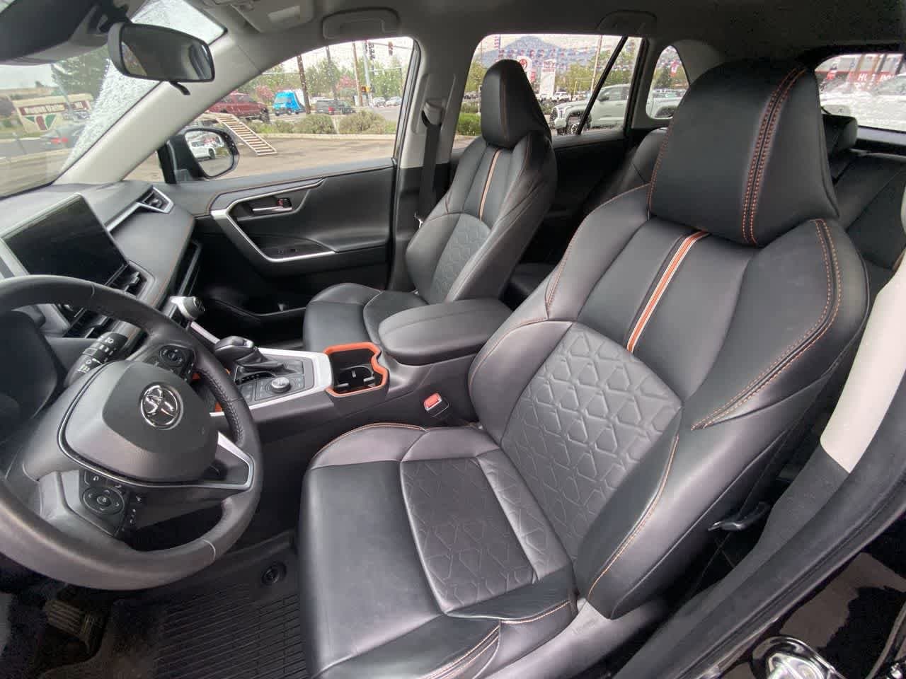 Thumbnail: 2024 Toyota RAV4 - 11