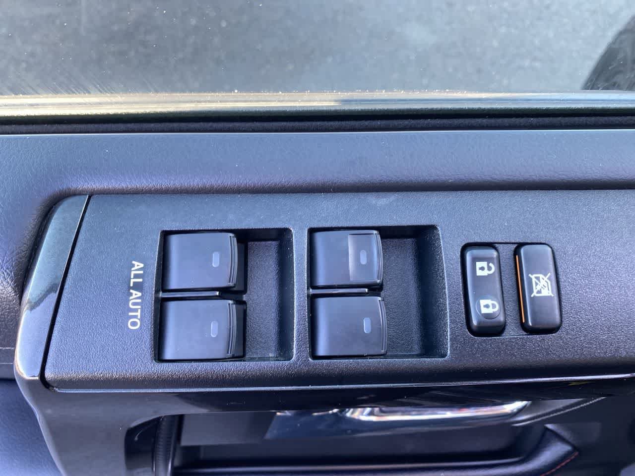 Thumbnail: 2023 Toyota 4Runner - 13