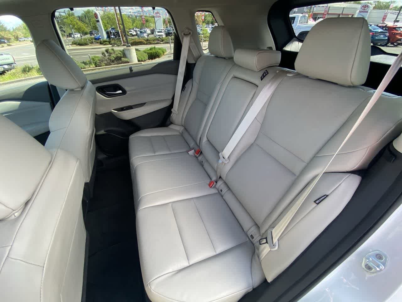 Thumbnail: 2023 Nissan Rogue - 22