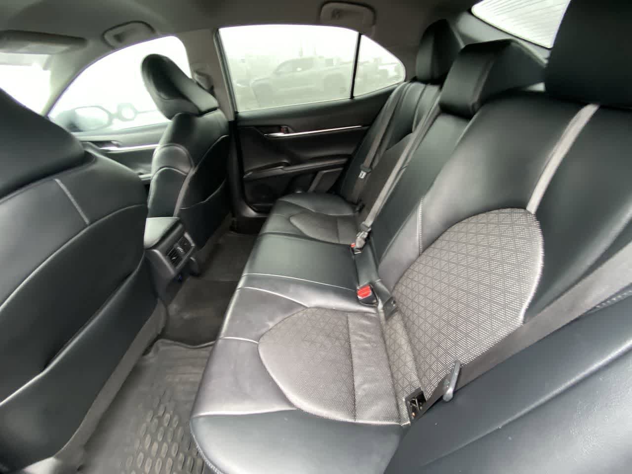 Thumbnail: 2022 Toyota Camry - 21