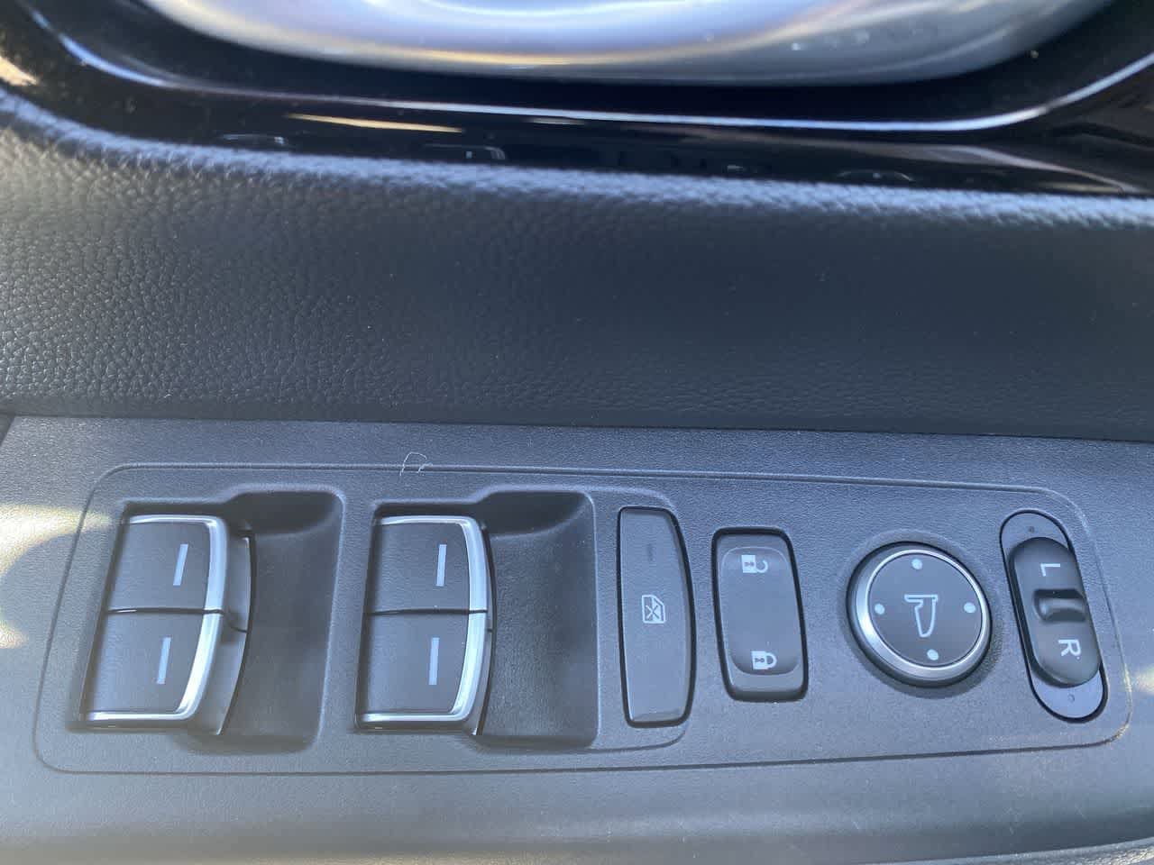 Thumbnail: 2023 Honda CR-V - 13