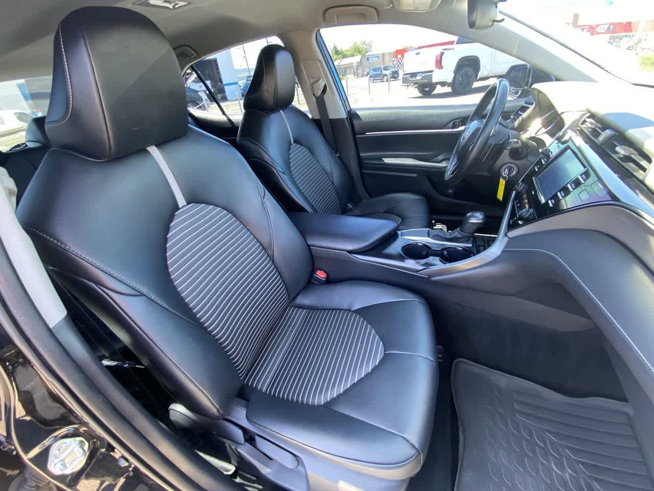 Thumbnail: 2020 Toyota Camry - 23
