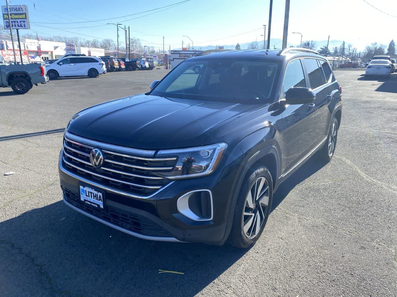 2024 Volkswagen Atlas SE w/Tech's photo