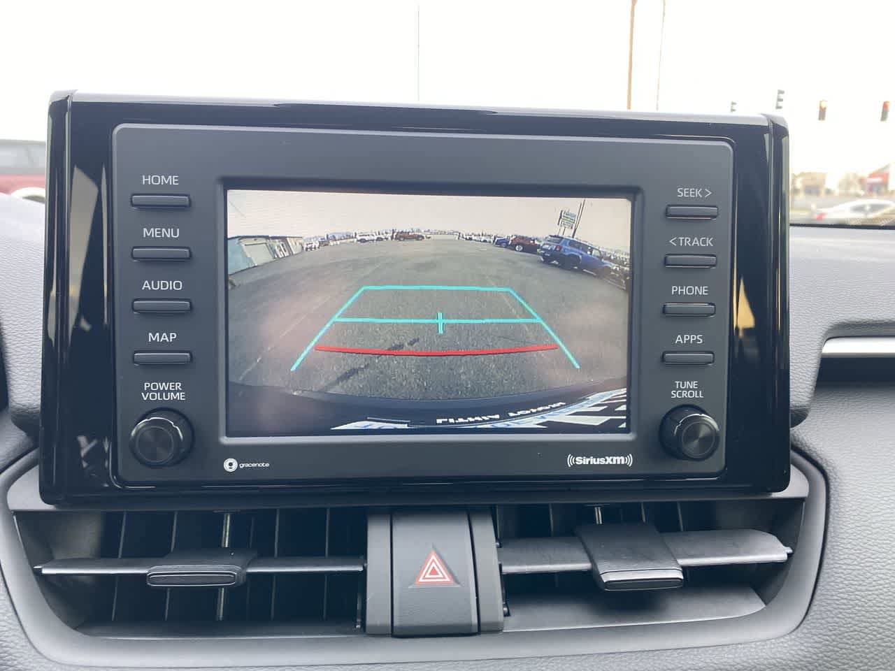 Thumbnail: 2022 Toyota RAV4 - 17