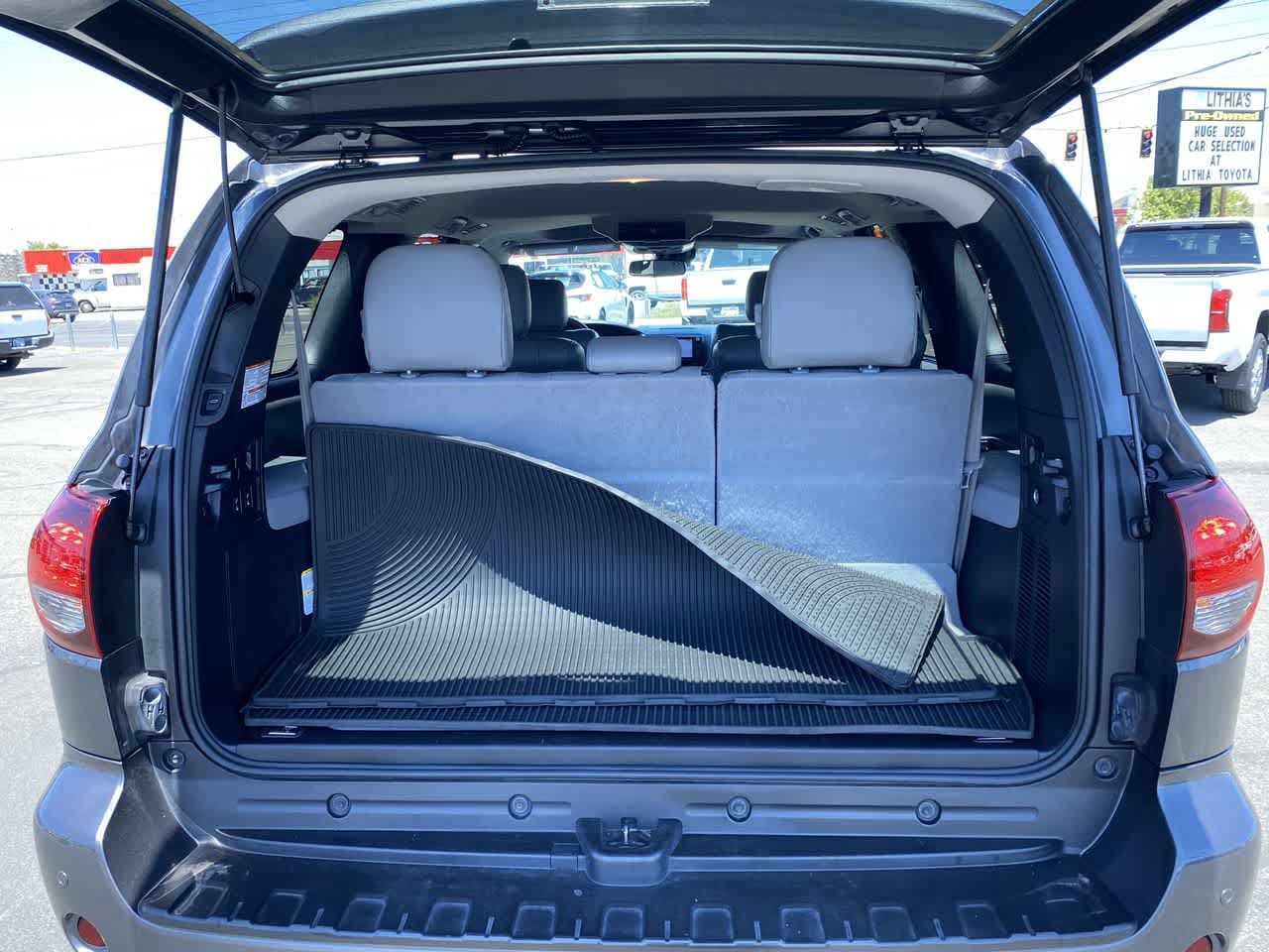 Thumbnail: 2020 Toyota Sequoia - 25