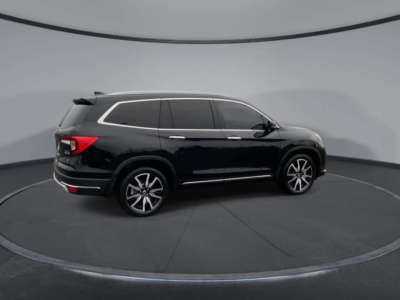 Thumbnail: 2019 Honda Pilot - 8