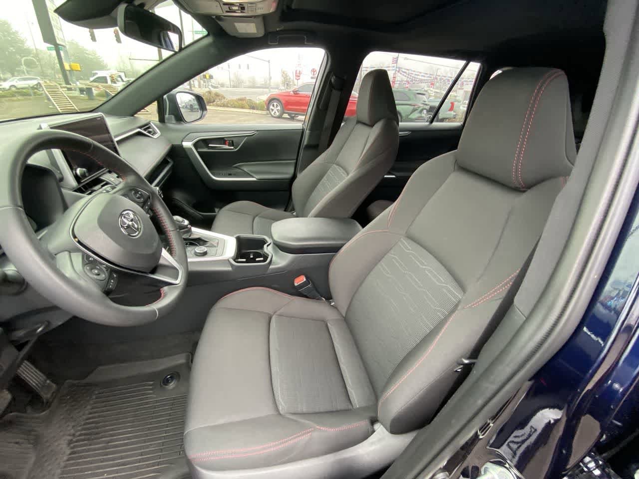 Thumbnail: 2024 Toyota RAV4 - 11