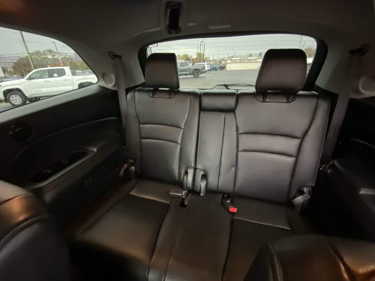 Thumbnail: 2019 Honda Pilot - 24