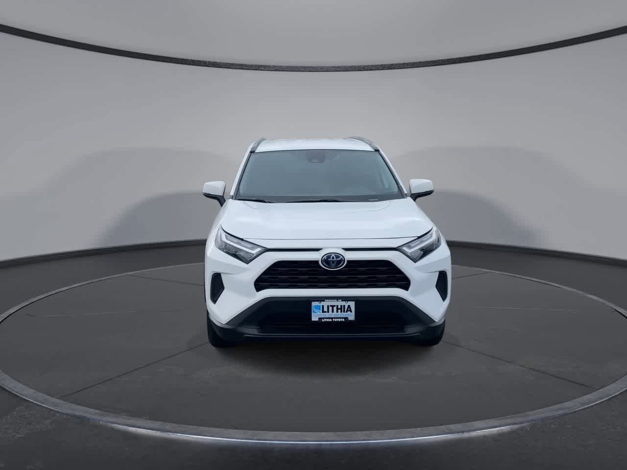 Thumbnail: 2022 Toyota RAV4 - 3