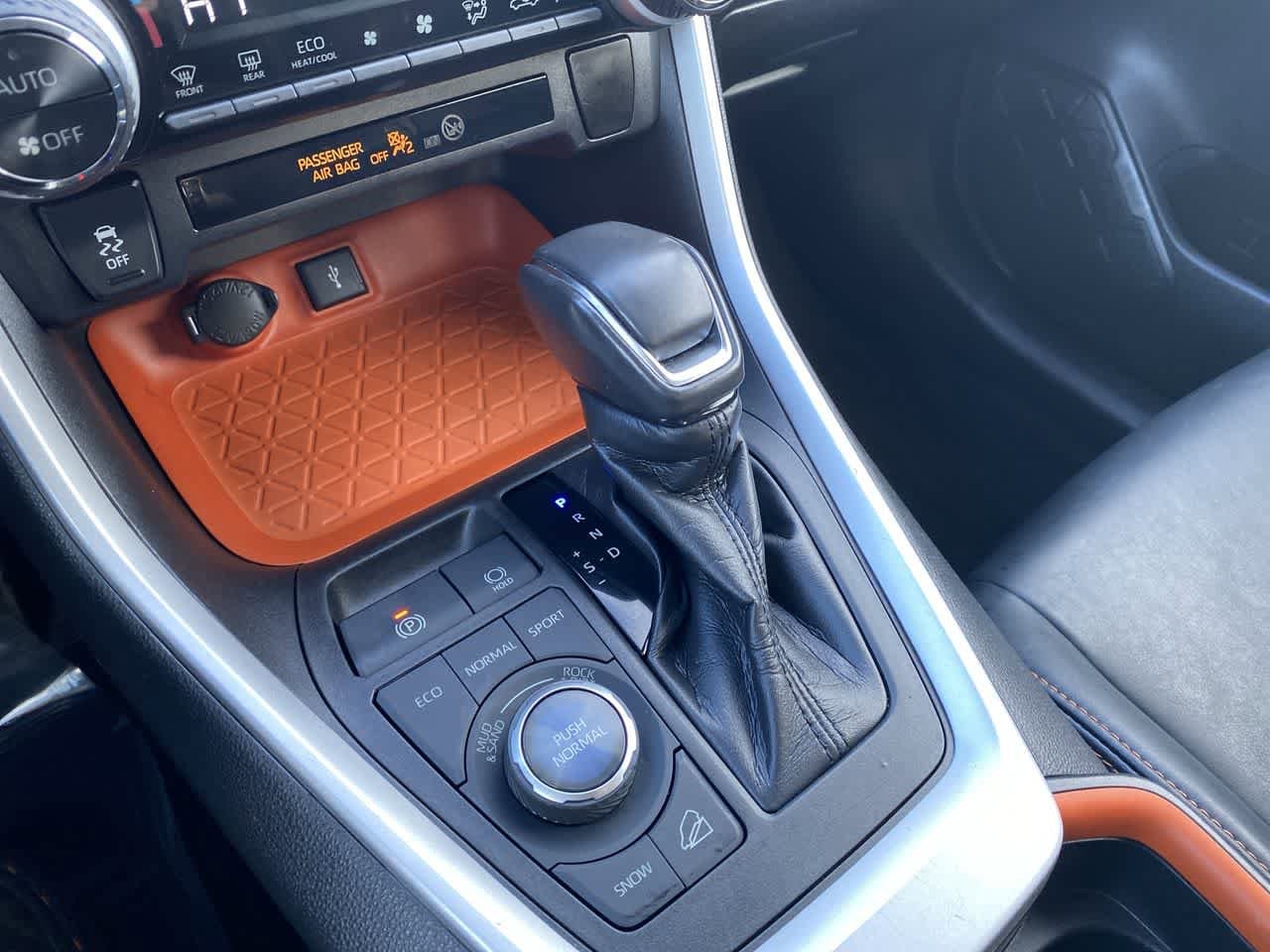 Thumbnail: 2021 Toyota RAV4 - 19