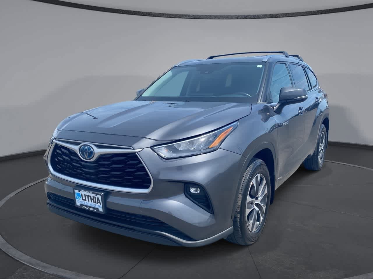 Thumbnail: 2020 Toyota Highlander - 1