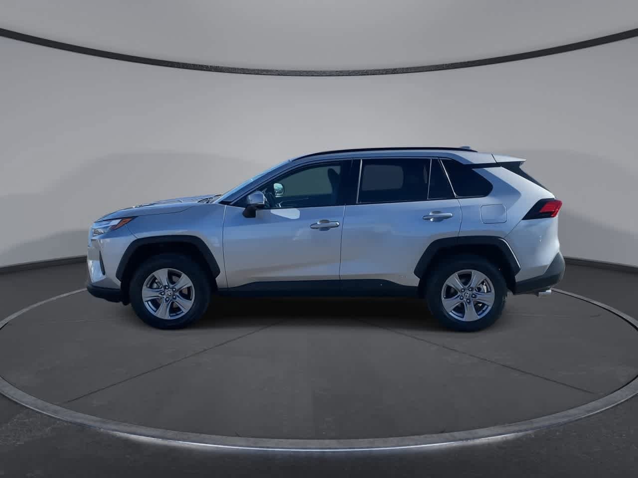 Thumbnail: 2025 Toyota RAV4 - 5